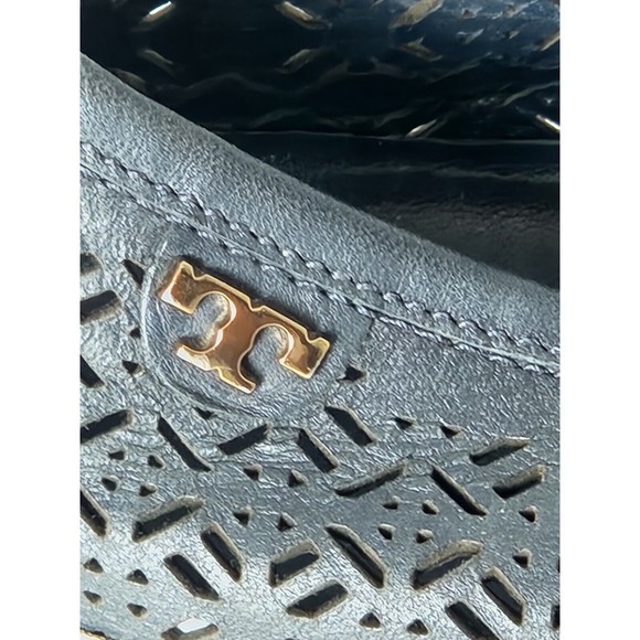 Tory Burch Lennon Laser Cut Slip On Sneaker Navy Blue Logo Perforated Shoes‎ 7.5 - Picture 9 of 9